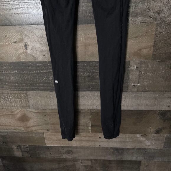 Lululemon High Rise Leggings 2 - Picture 6 of 7